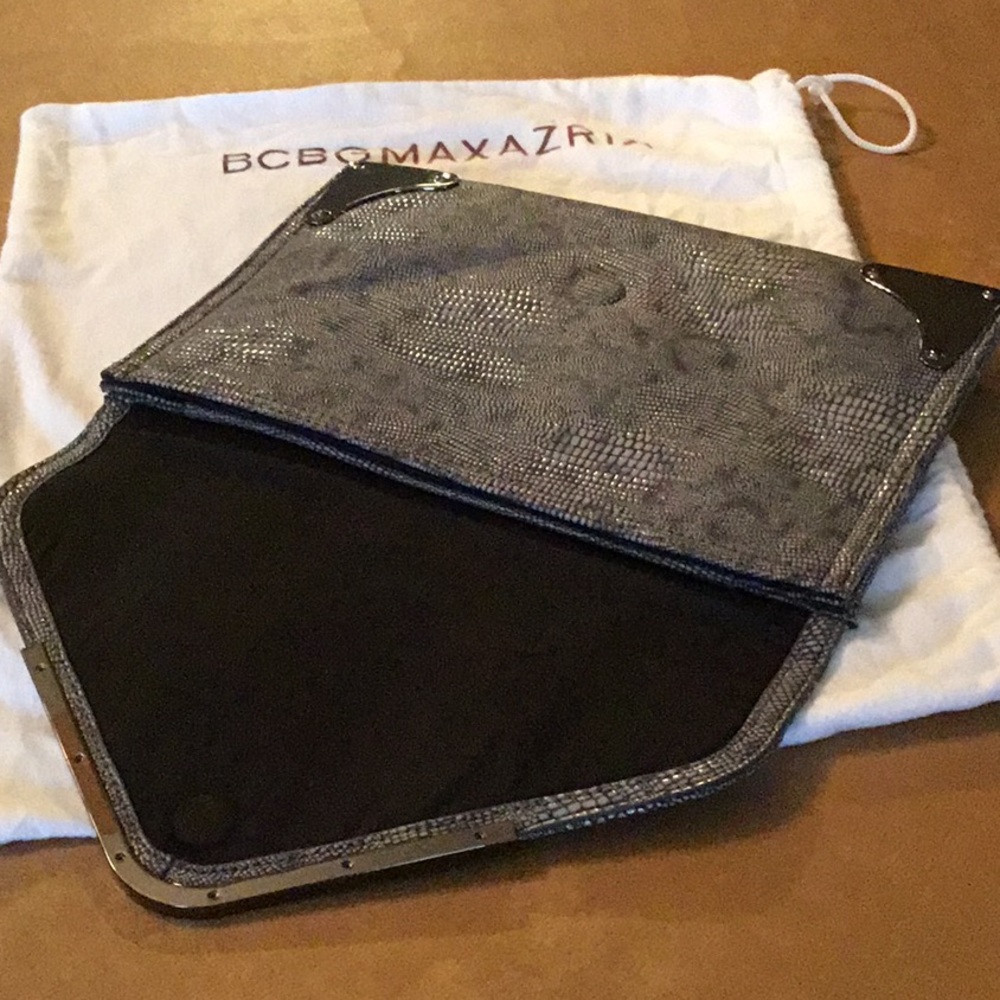 Bcbgeneration Clutch - image 3